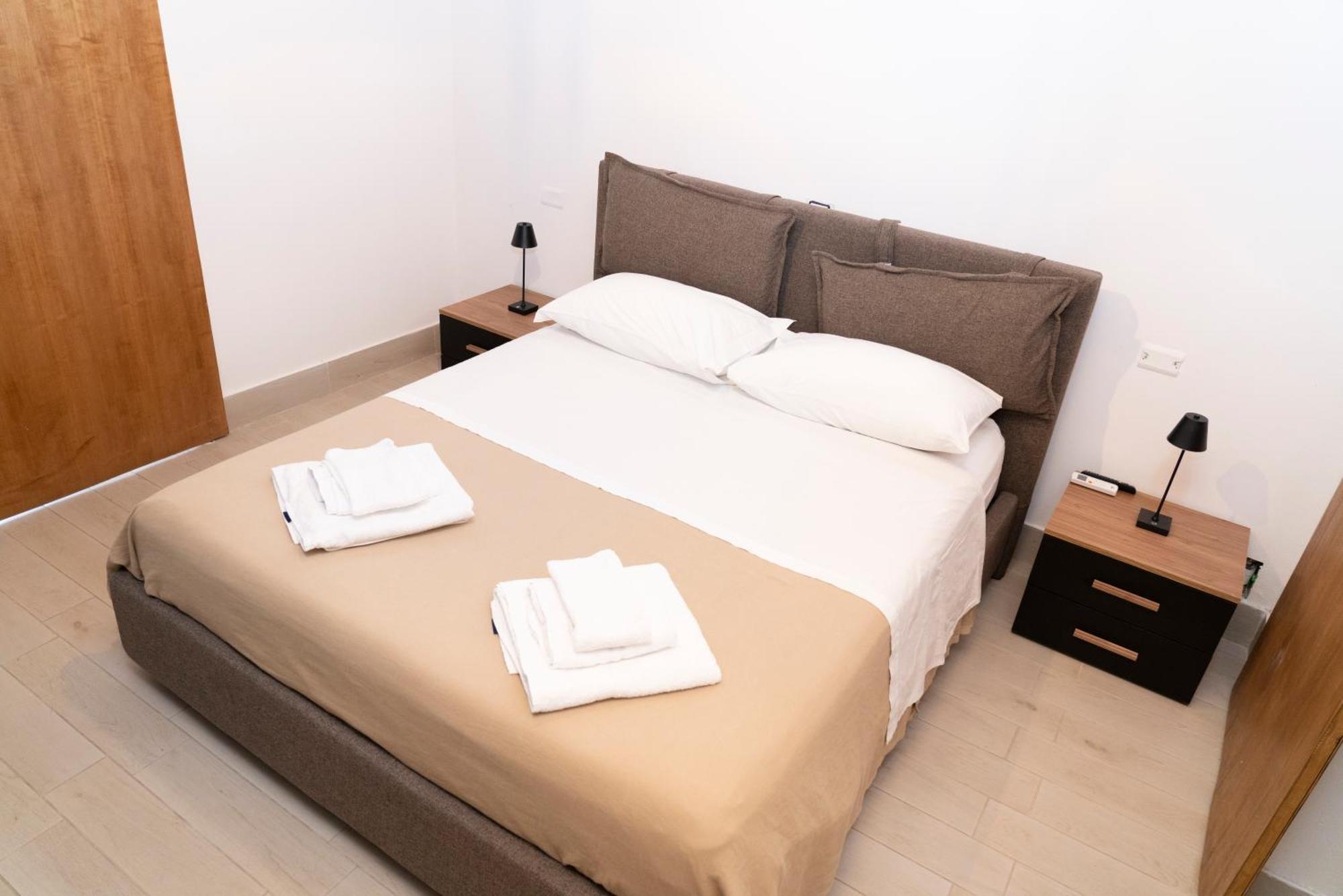 Politeama Apartment Home Palermo Zewnętrze zdjęcie